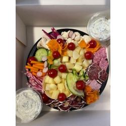 PLATEAU APERO CRUDITES FROMAGES CHARCUTERIES